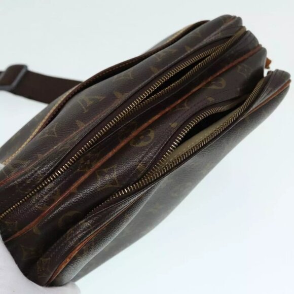 LOUIS VUITTON Monogram Reporter PM Shoulder Bag - Picture 14 of 16